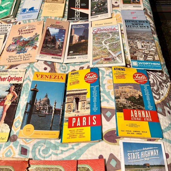 Huge Vtg Lot 71 Gas Oil Tourist Maps Guides Brochures US International 50s 60s - Picture 8 of 11